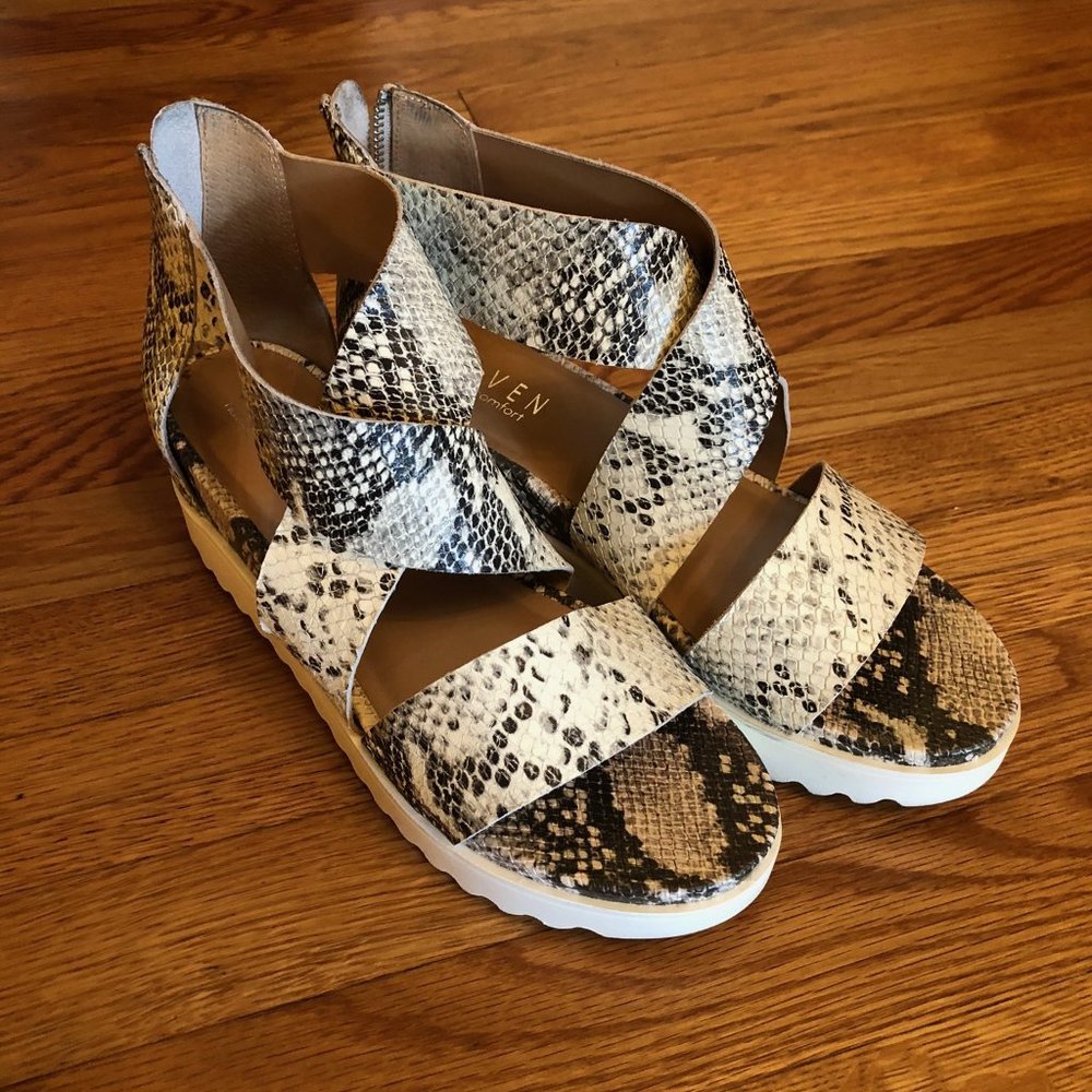 Snake skin Steve Madden sandals